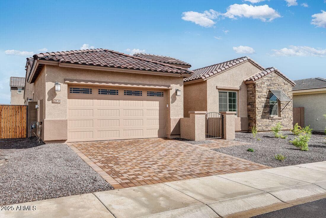 17836 W PASADENA Avenue, Litchfield Park, AZ 85340 — photo 5 of 55