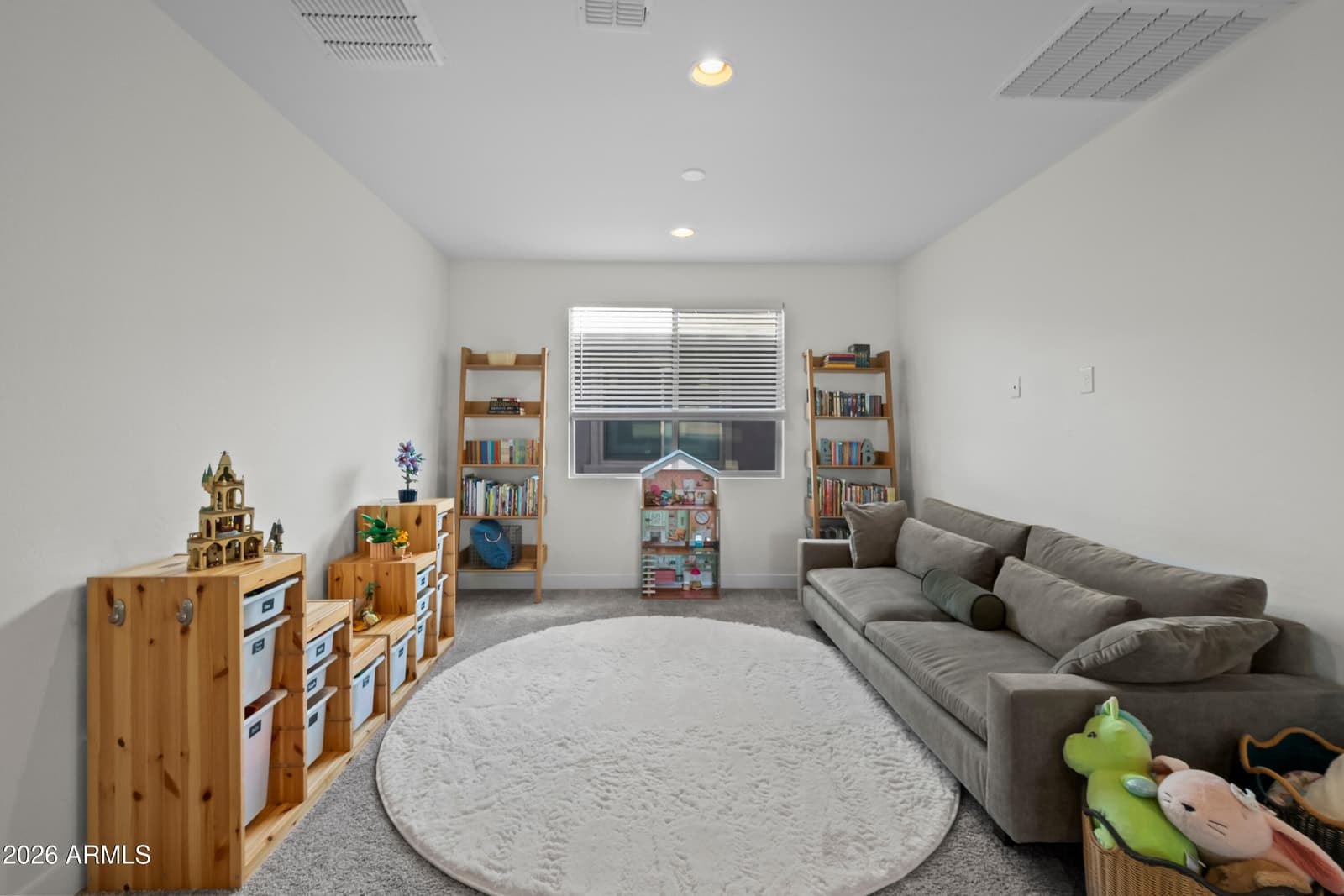 2916 E TINA Drive, Phoenix, AZ 85050 — photo 37 of 76