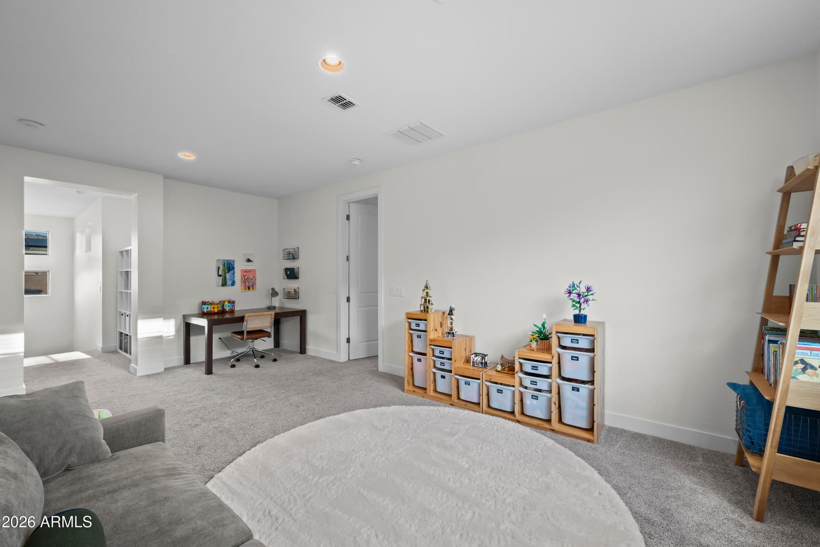 2916 E TINA Drive, Phoenix, AZ 85050 — photo 38 of 76