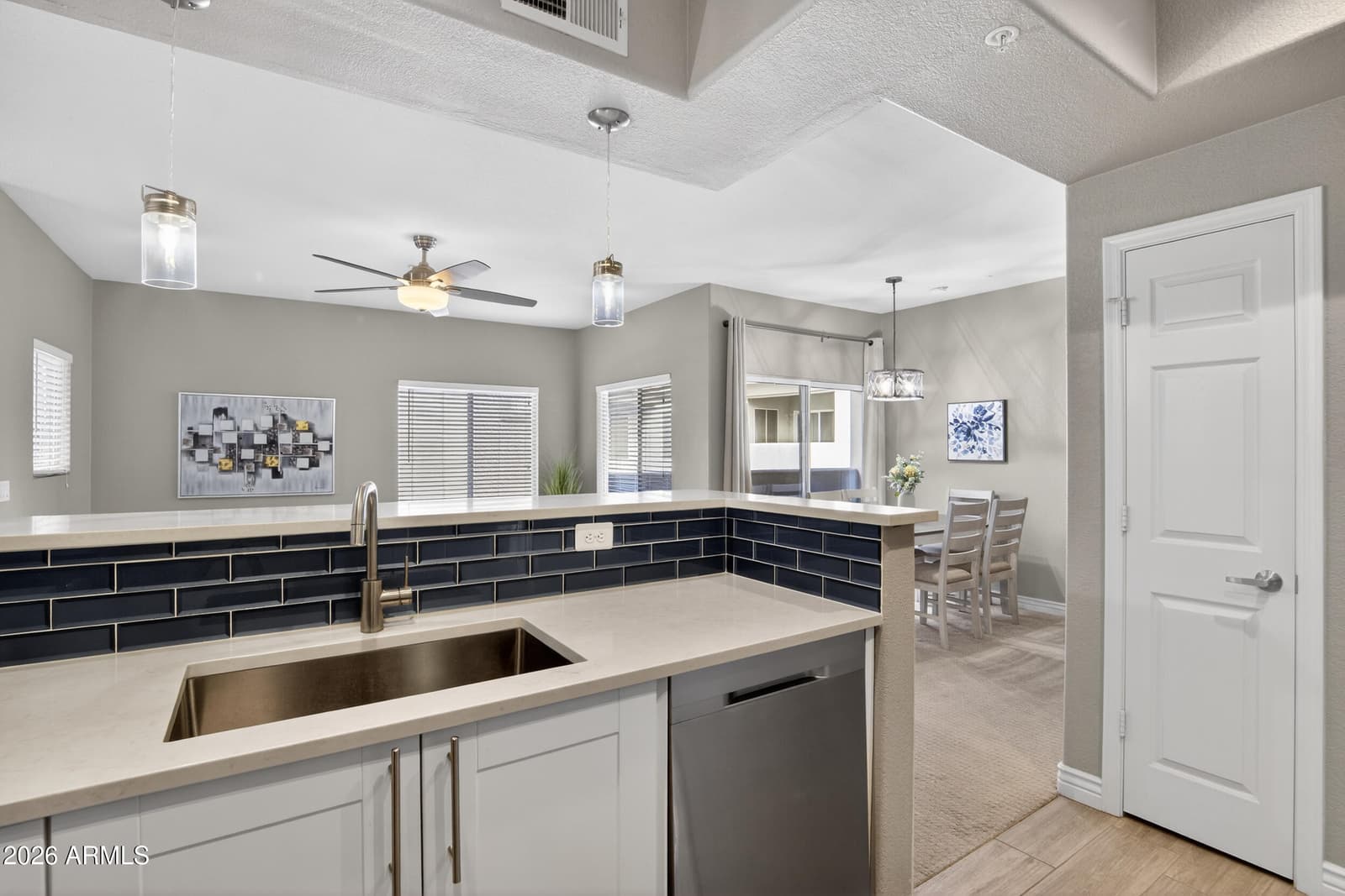 7401 W ARROWHEAD CLUBHOUSE Drive 2045, Glendale, AZ 85308 — photo 15 of 38