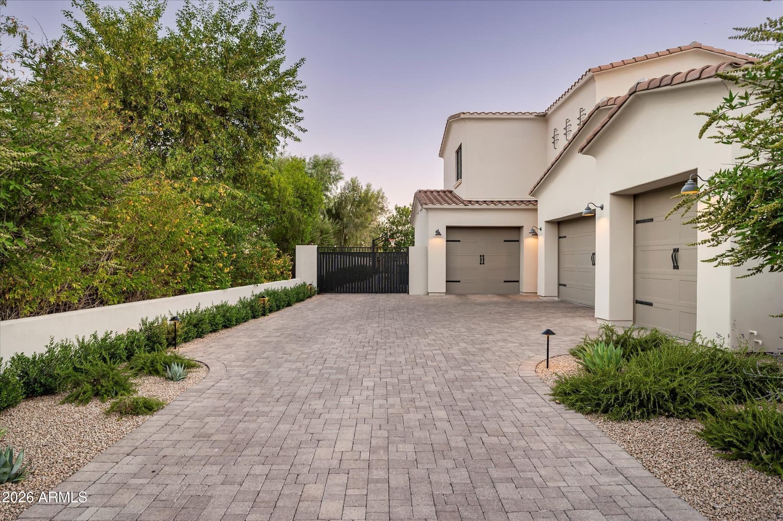 4540 S ETHAN Place, Chandler, AZ 85248 — photo 2 of 57
