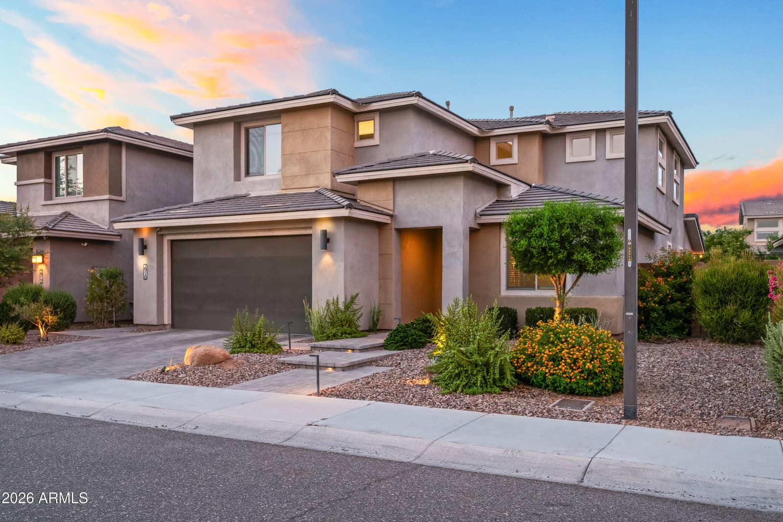 2916 E TINA Drive, Phoenix, AZ 85050 — photo 54 of 76