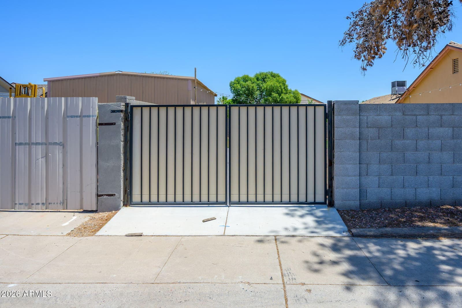 2340 W PONDEROSA Lane, Phoenix, AZ 85023 — photo 29 of 35