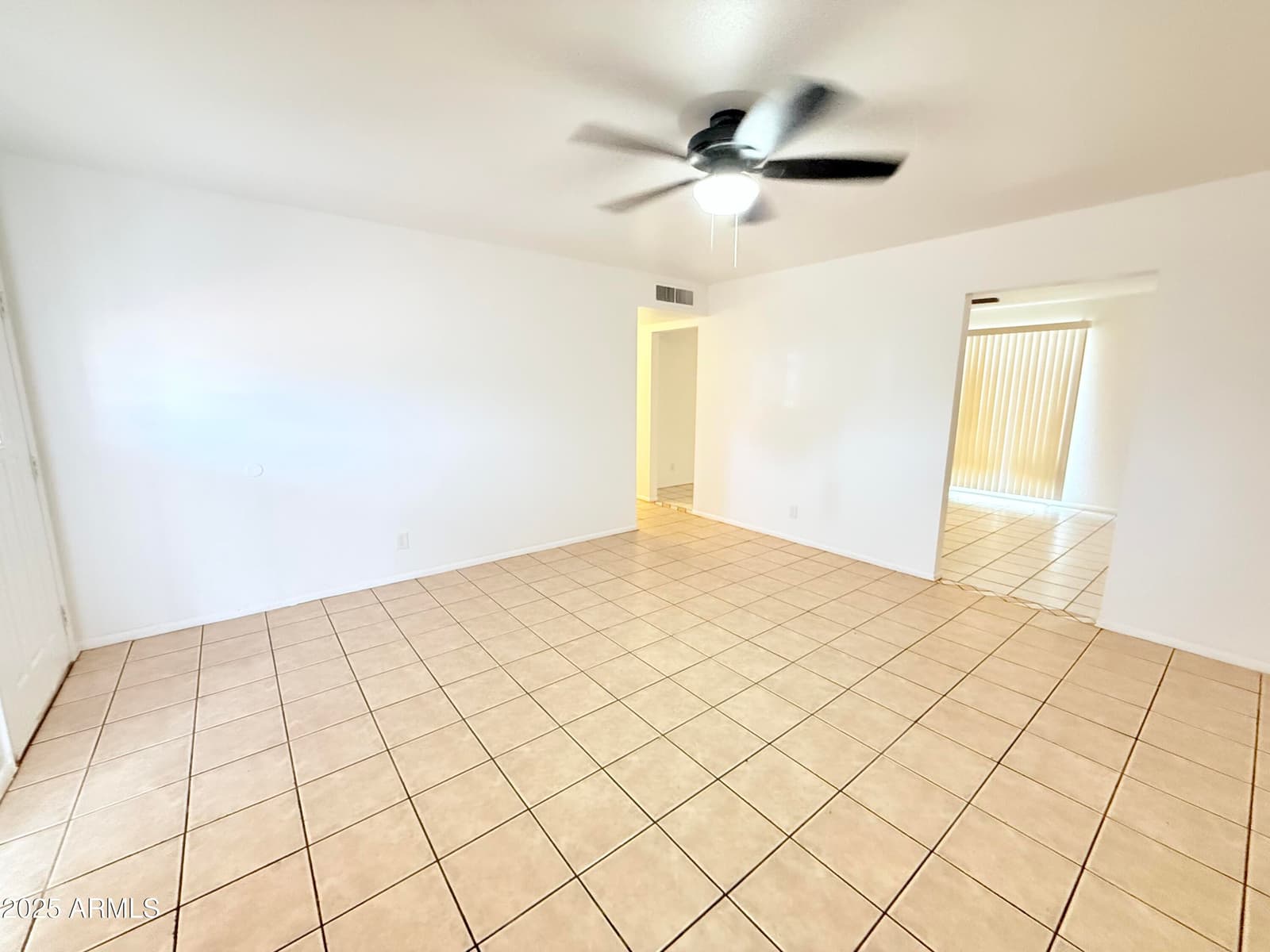 7202 N 36TH Avenue N, Phoenix, AZ 85051 — photo 10 of 31