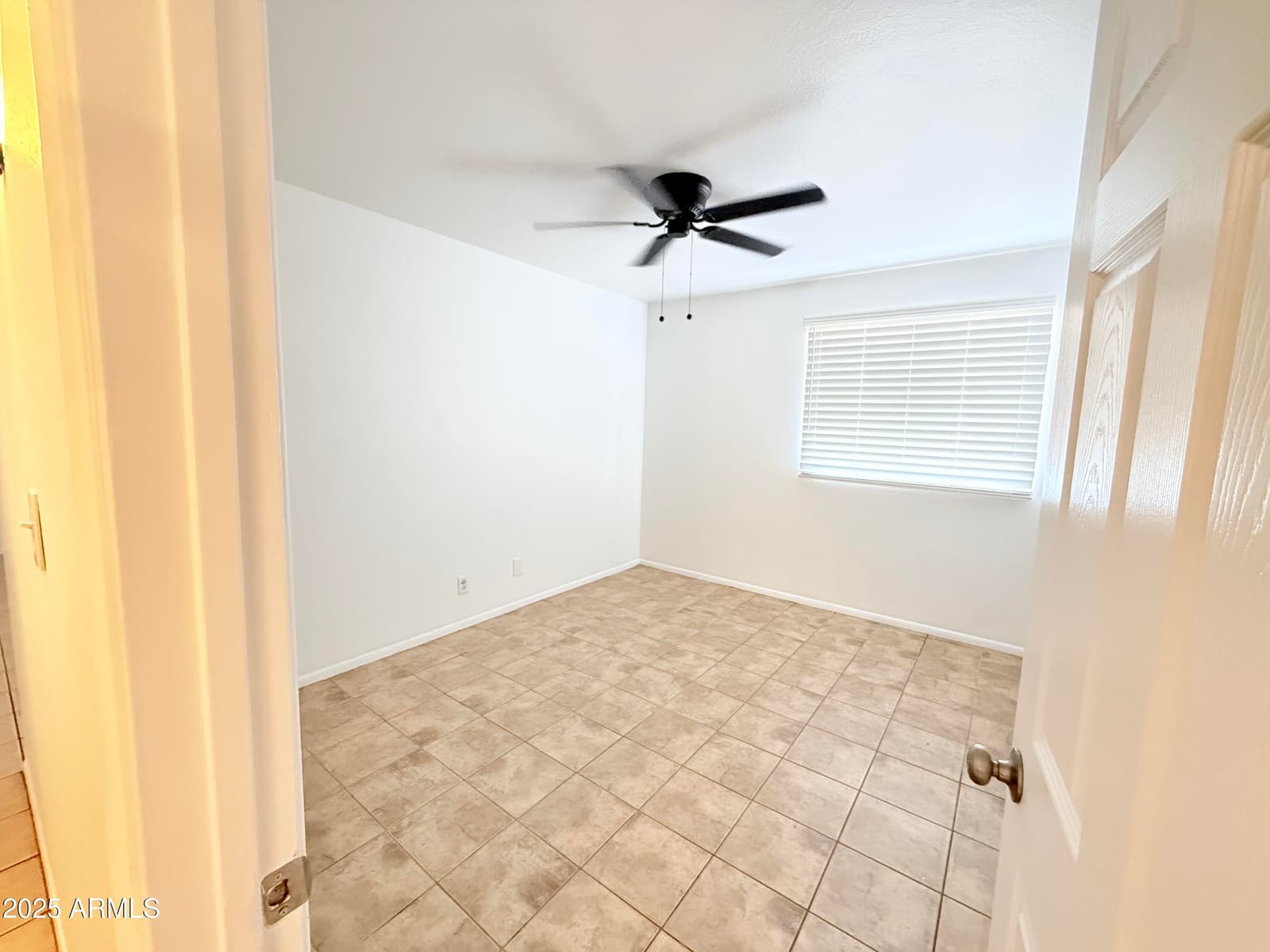 7202 N 36TH Avenue N, Phoenix, AZ 85051 — photo 14 of 31