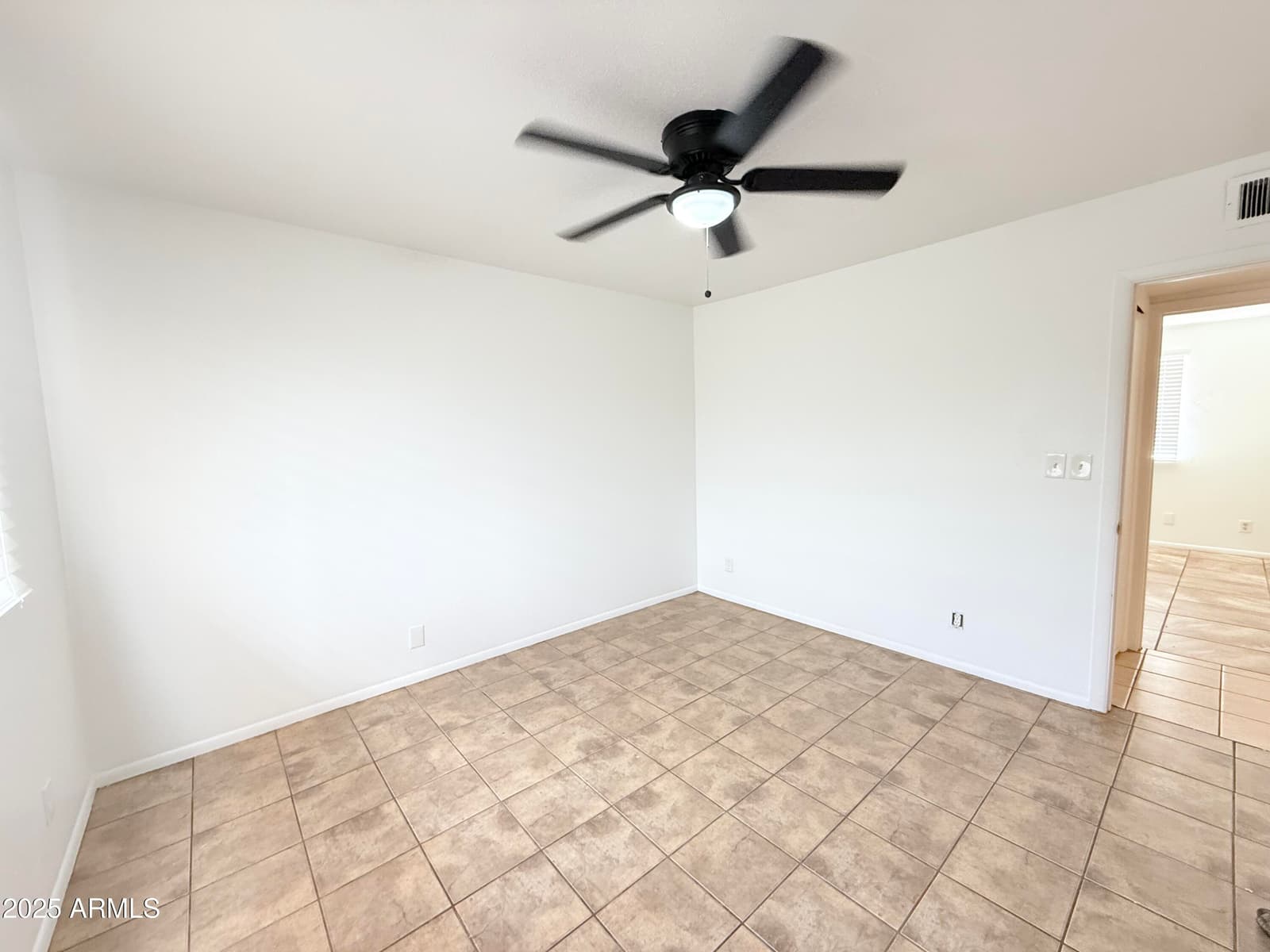 7202 N 36TH Avenue N, Phoenix, AZ 85051 — photo 16 of 31