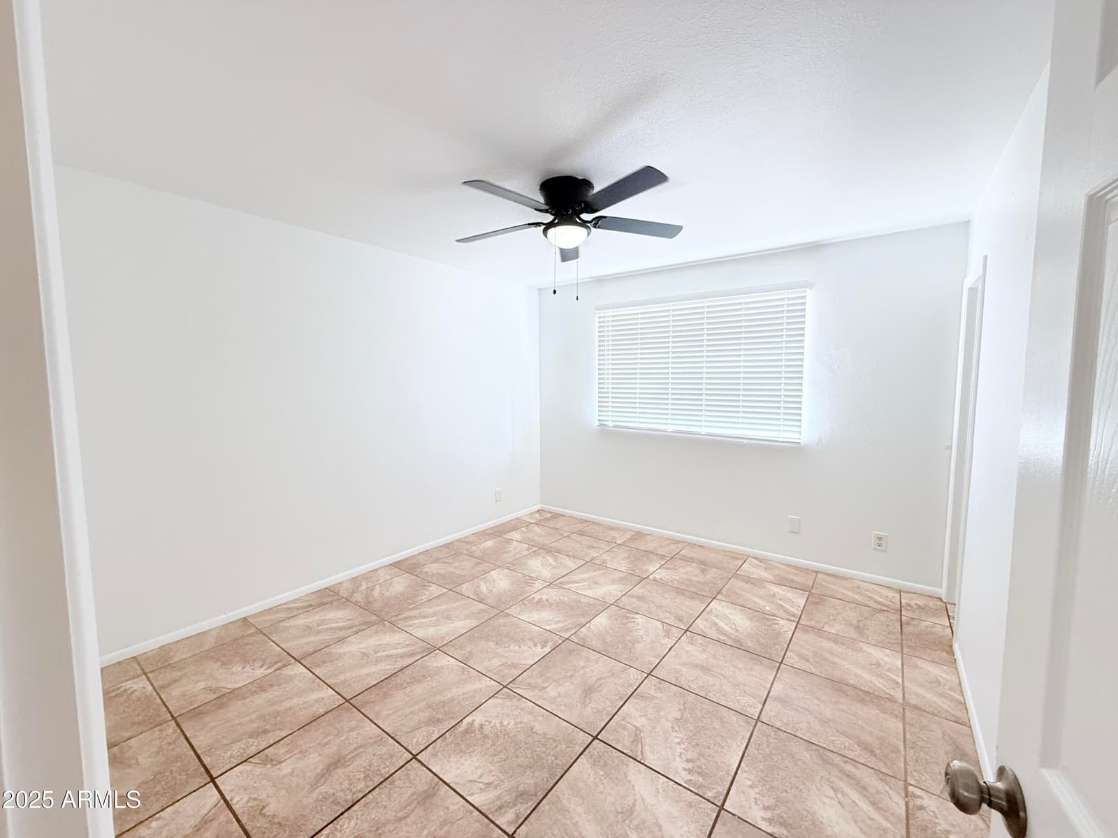 7202 N 36TH Avenue N, Phoenix, AZ 85051 — photo 17 of 31