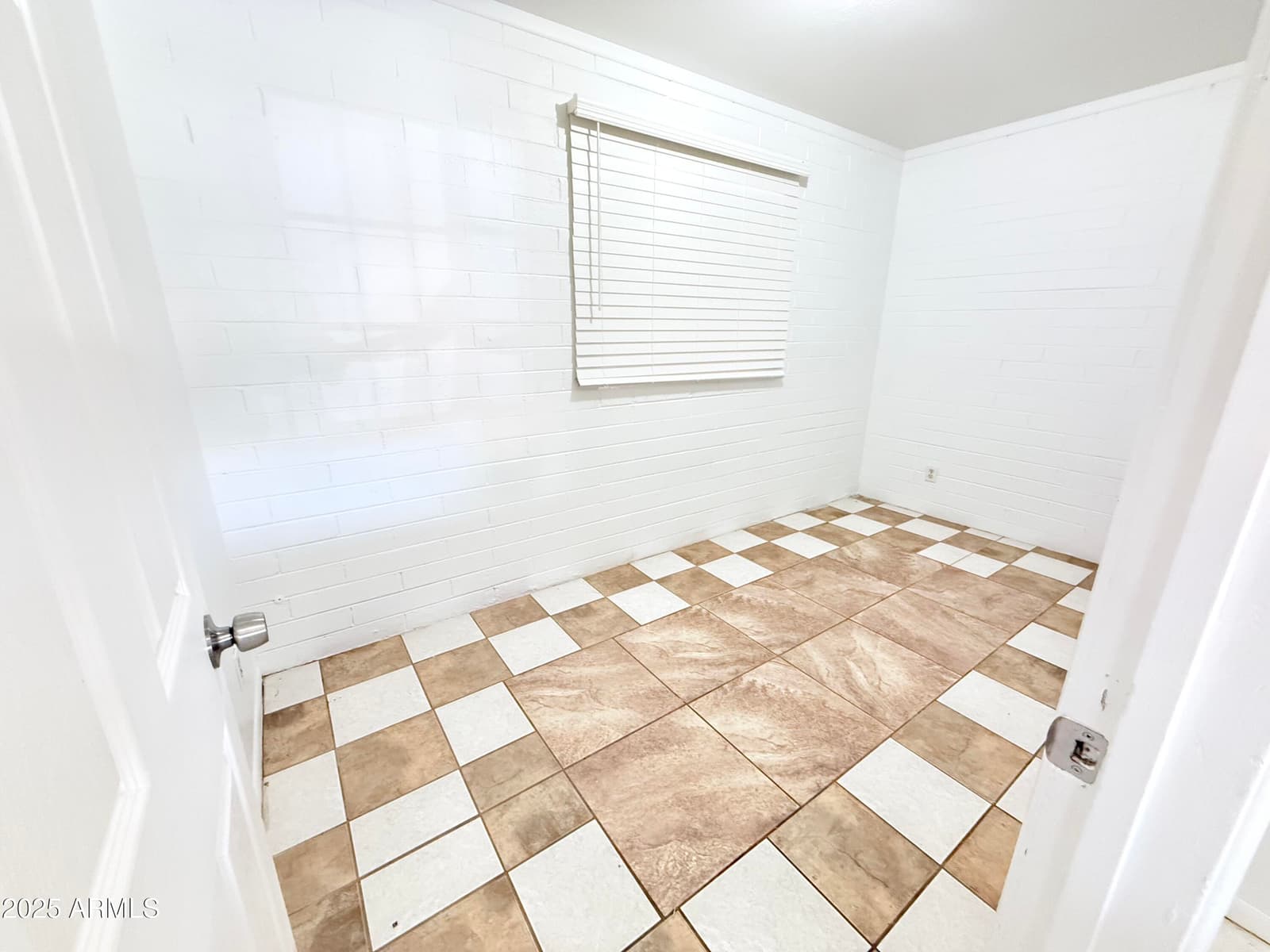 7202 N 36TH Avenue N, Phoenix, AZ 85051 — photo 25 of 31