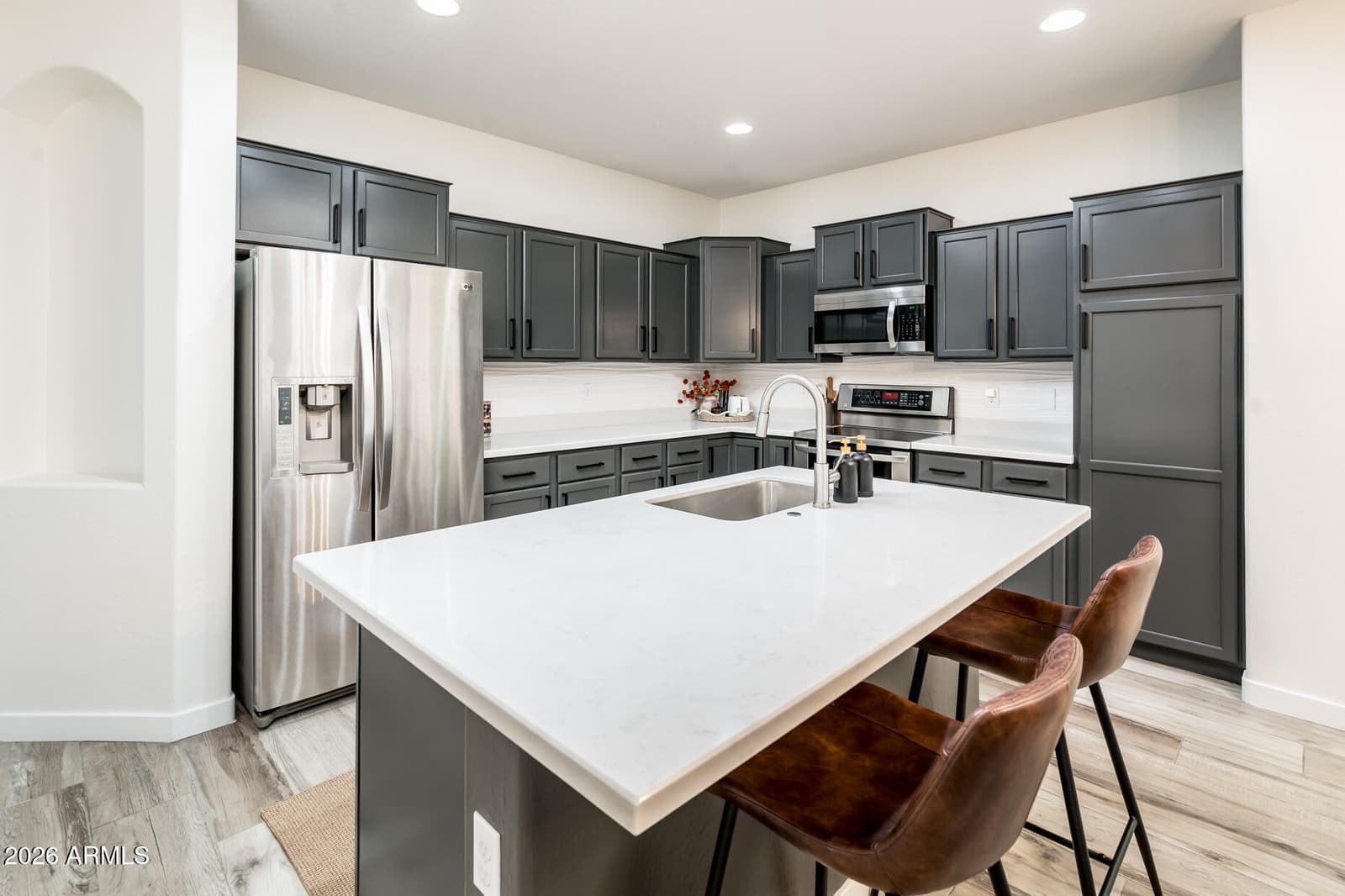 7910 W MELINDA Lane, Peoria, AZ 85382 — photo 5 of 30