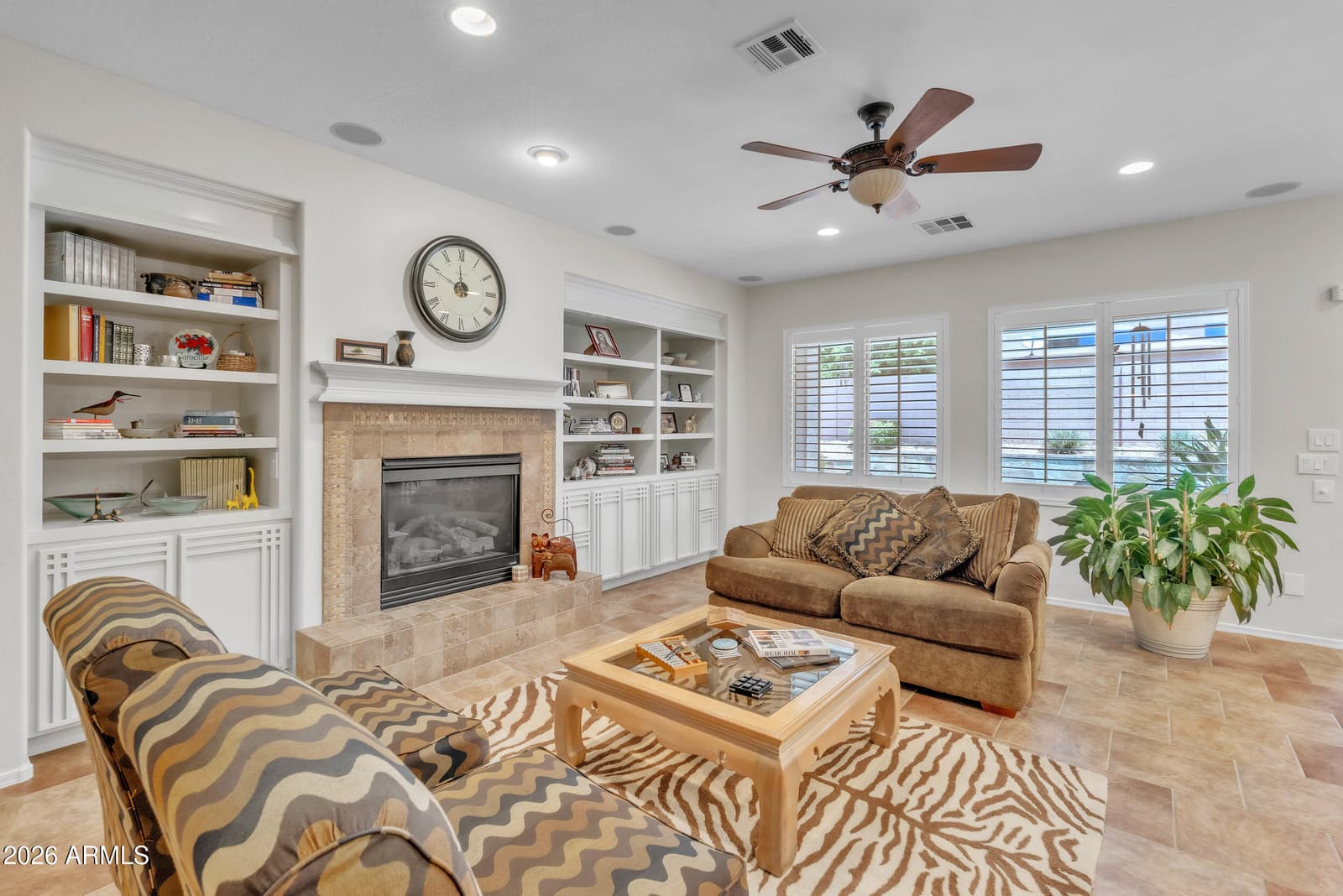 2236 W SPUR Drive, Phoenix, AZ 85085 — photo 9 of 50