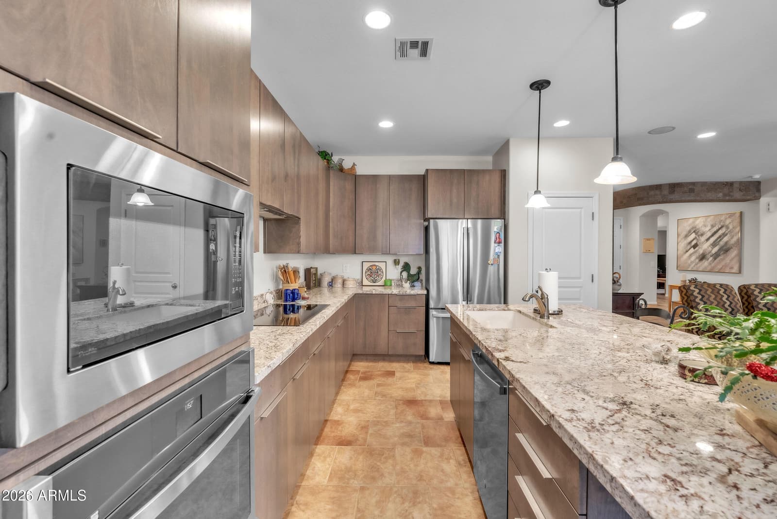 2236 W SPUR Drive, Phoenix, AZ 85085 — photo 4 of 50