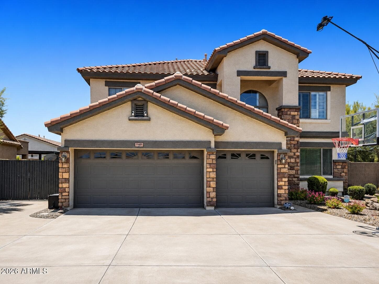 11401 E Sheridan Circle, Mesa, AZ 85212 — photo 1 of 39