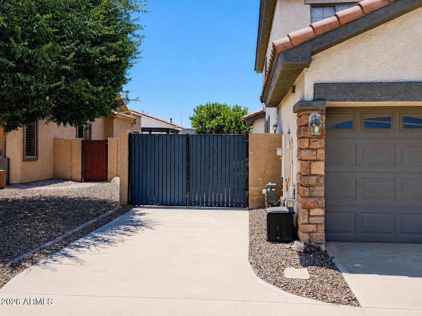 11401 E Sheridan Circle, Mesa, AZ 85212 — photo 3 of 39