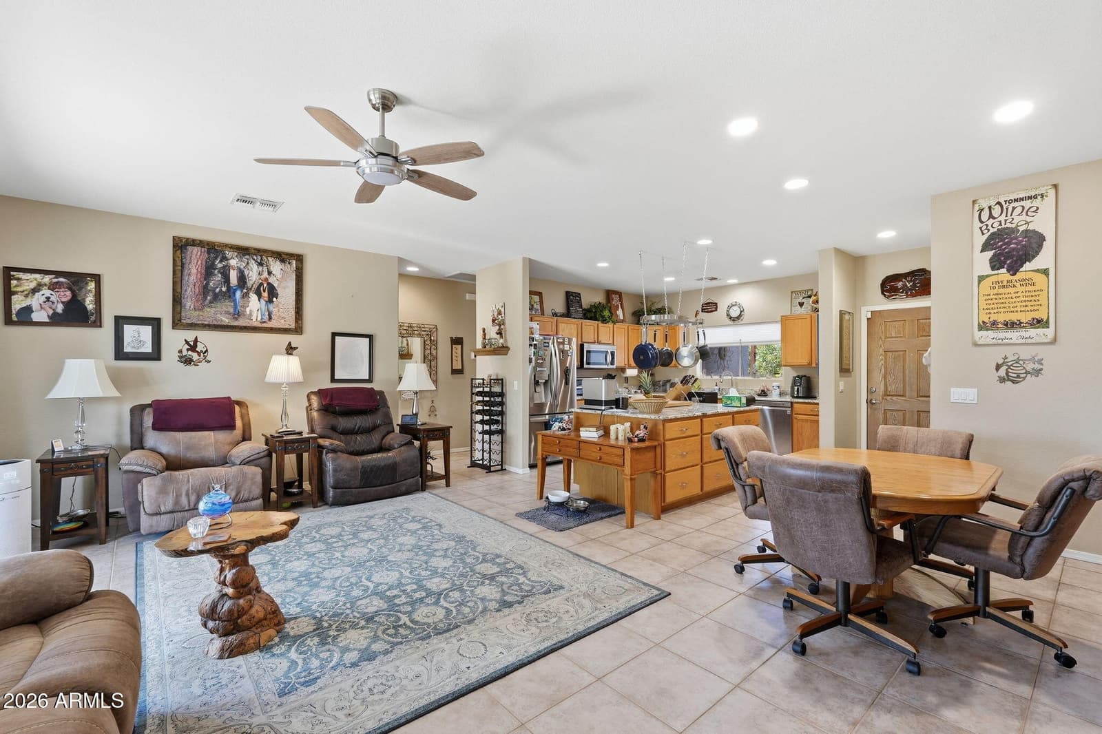 14236 S AVALON Road, Arizona City, AZ 85123 — photo 10 of 28
