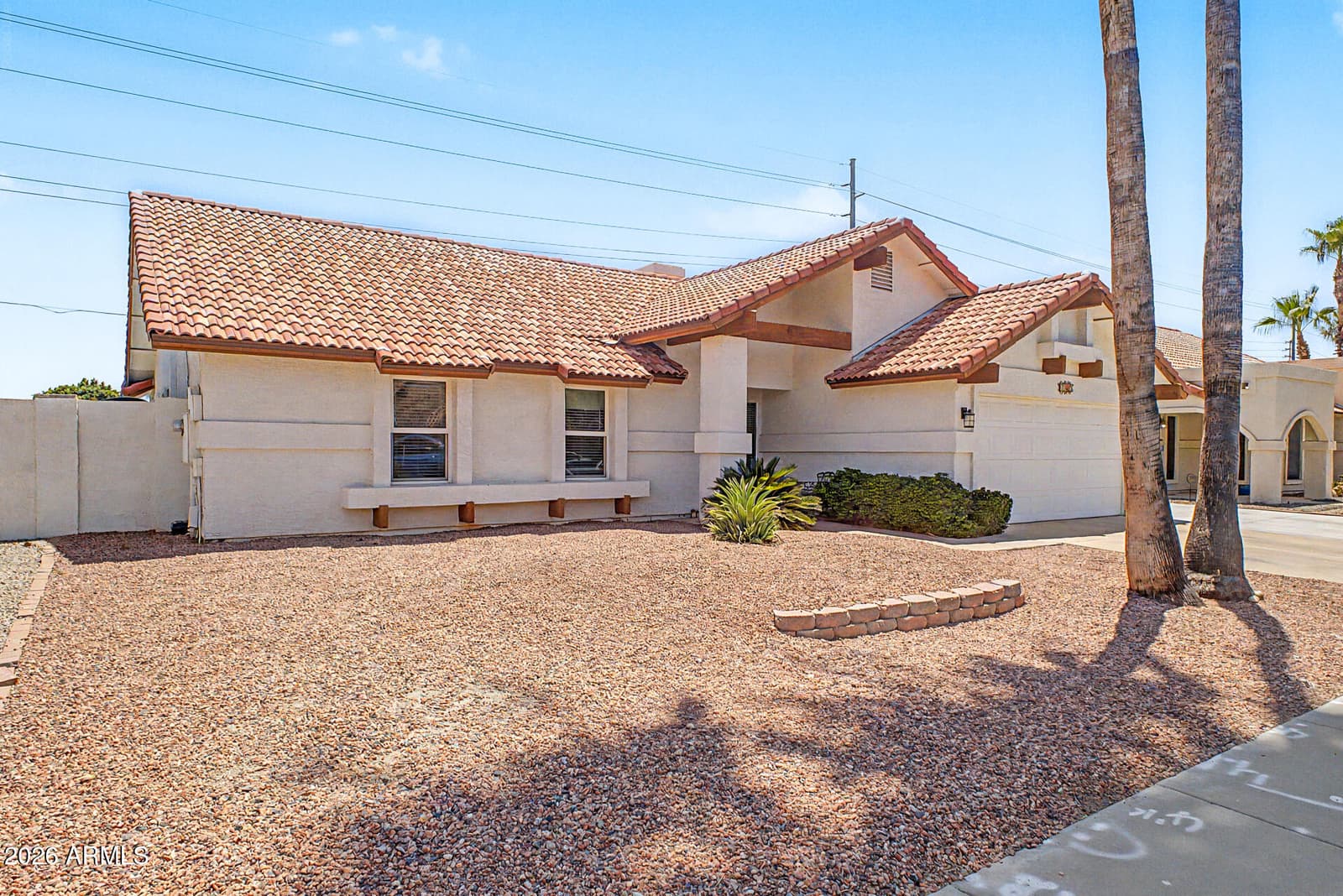 7519 W MCRAE Way, Glendale, AZ 85308 — photo 3 of 35