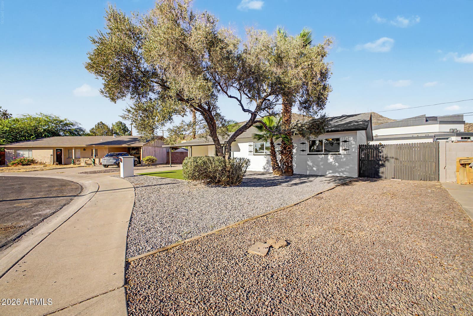 11625 N 20th Avenue, Phoenix, AZ 85029 — photo 3 of 41