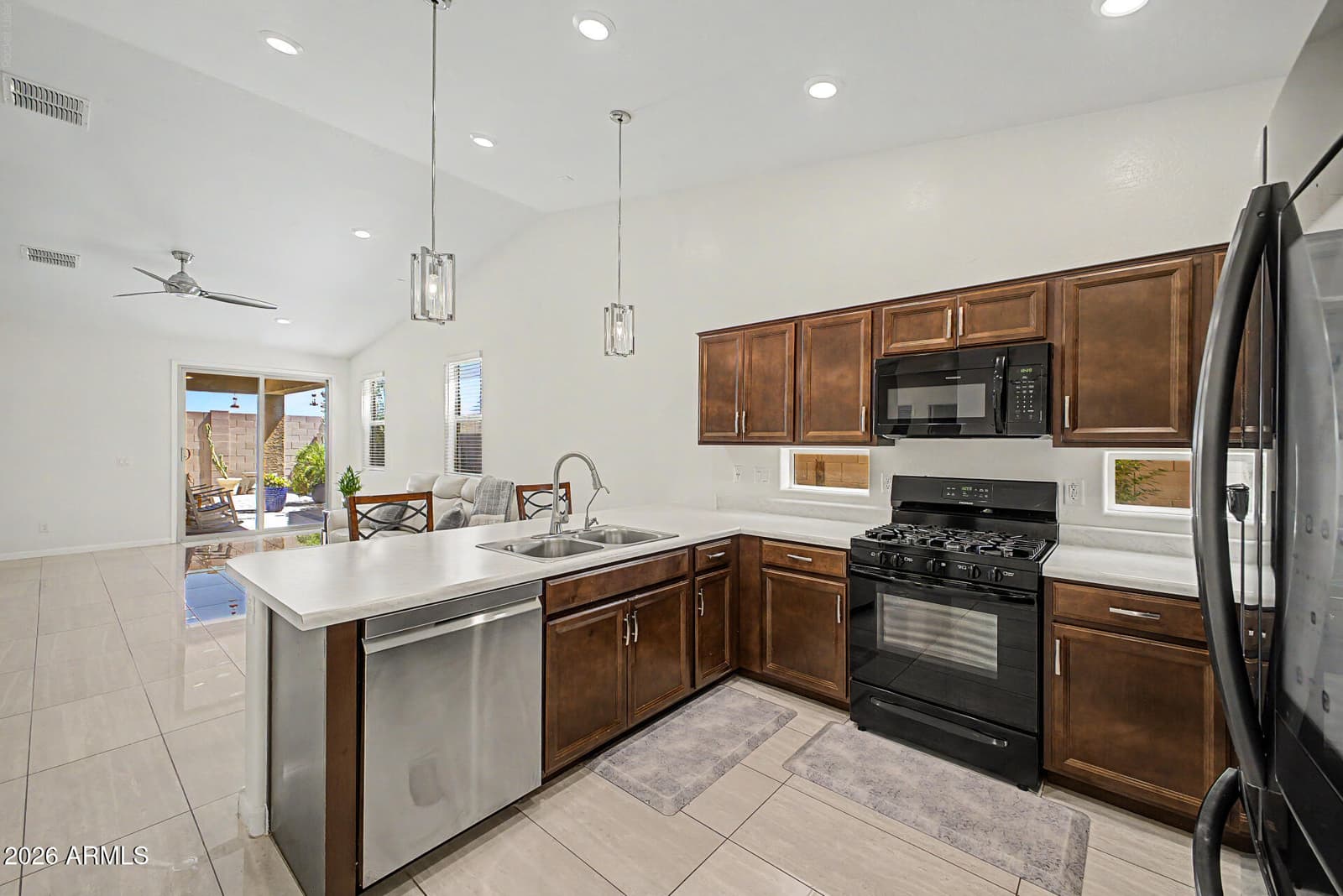 3414 W T RYAN Lane, Phoenix, AZ 85041 — photo 13 of 42