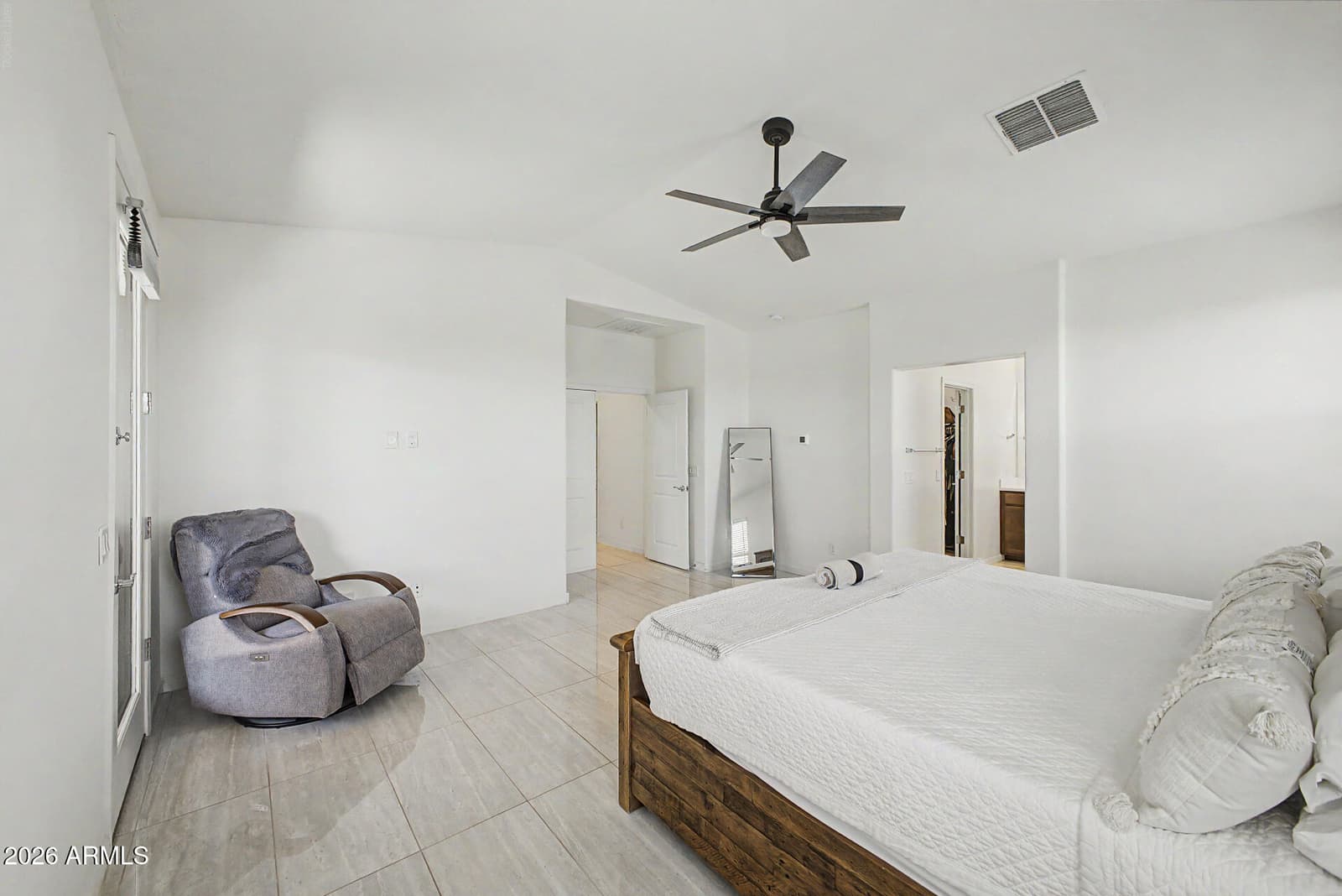 3414 W T RYAN Lane, Phoenix, AZ 85041 — photo 15 of 42