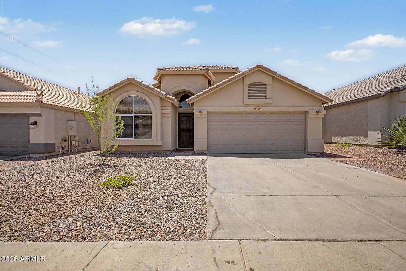 18618 N 21ST Street, Phoenix, AZ 85024 — photo 1 of 32
