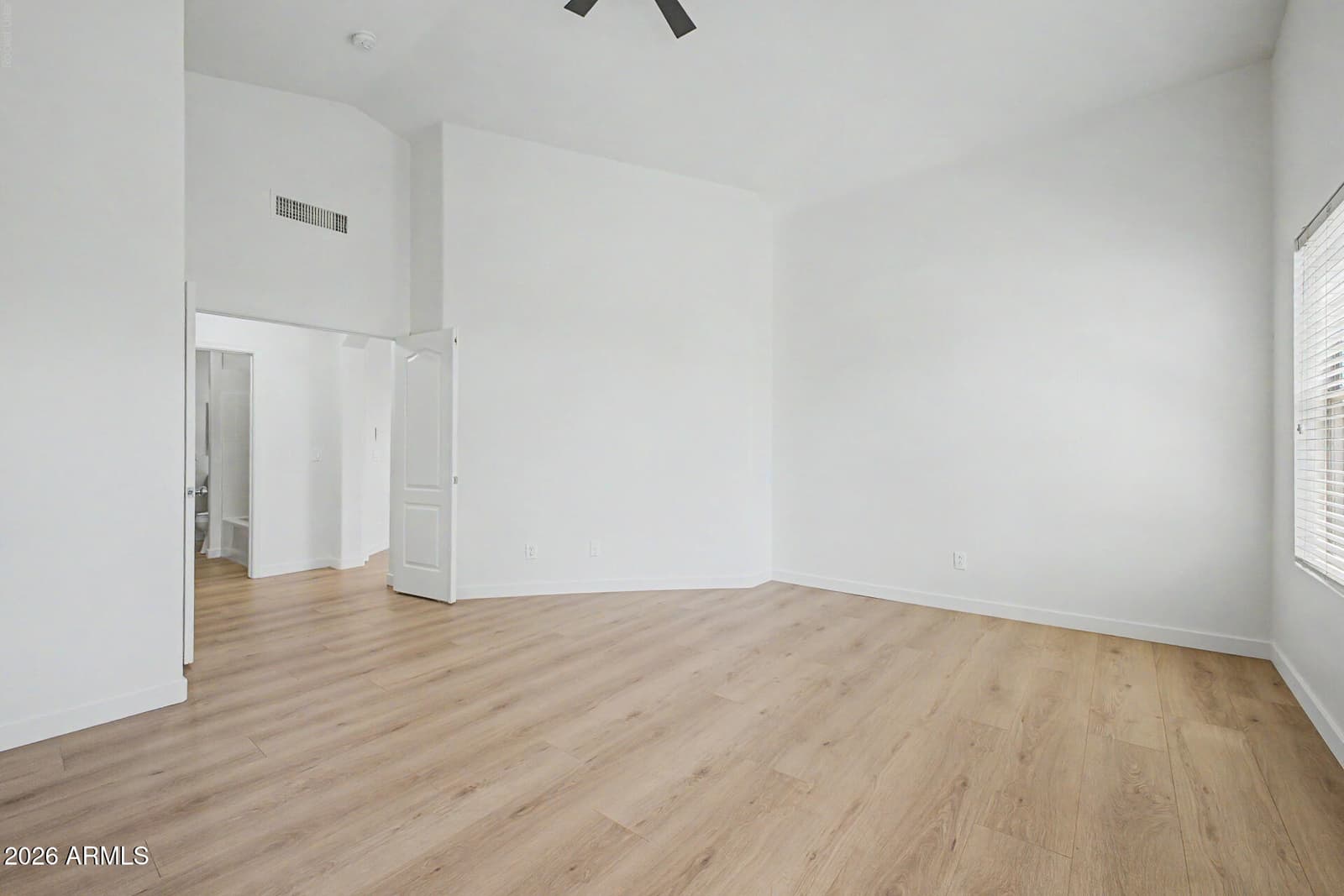 18618 N 21ST Street, Phoenix, AZ 85024 — photo 16 of 32