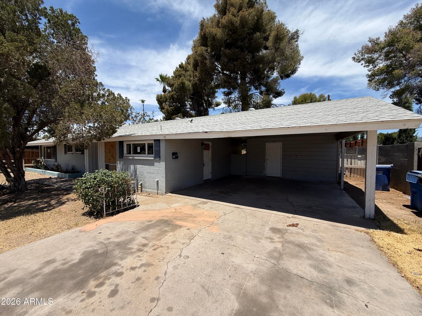 1112 W BETHANY HOME Road, Phoenix, AZ 85013 — photo 1 of 16