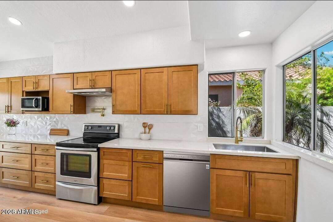 3804 N GALLATIN Street, Mesa, AZ 85215 — photo 5 of 24