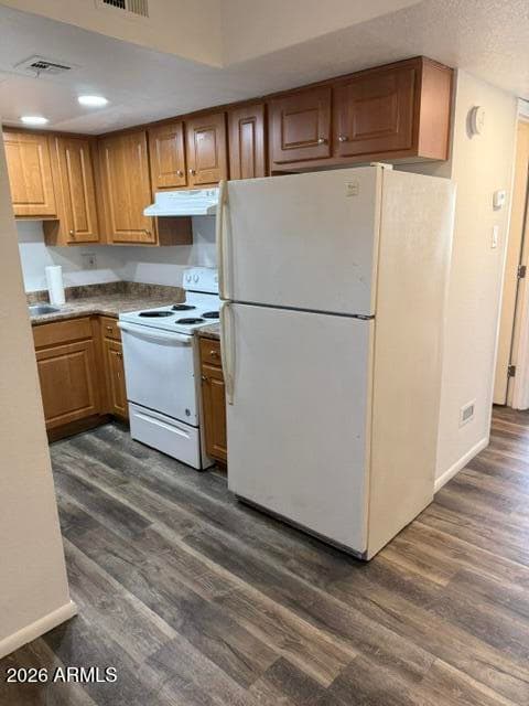 3810 N MARYVALE Parkway 1049, Phoenix, AZ 85031 — photo 3 of 12