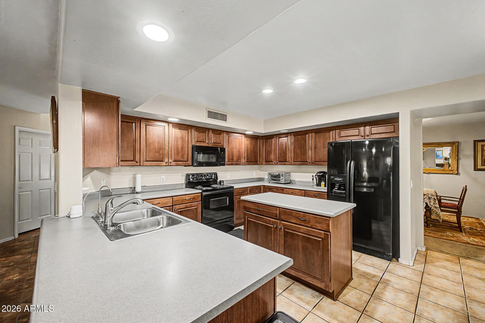 27621 N 47TH Street, Cave Creek, AZ 85331 — photo 14 of 31