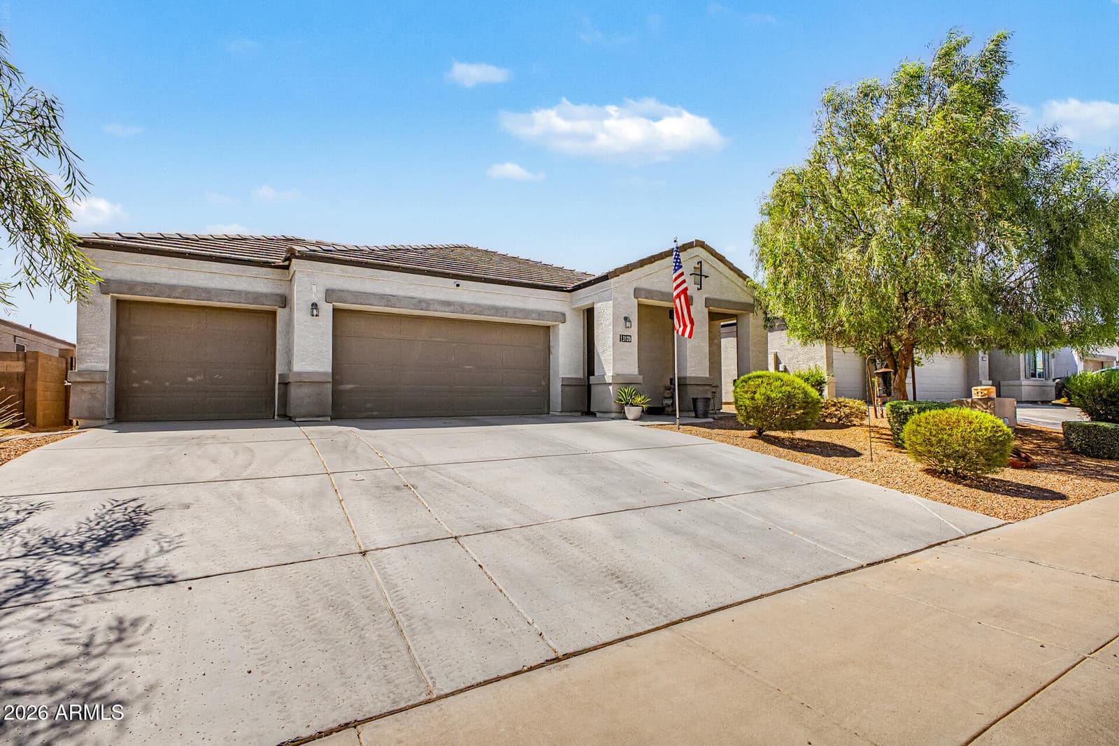 3120 N LAINEY Lane, Buckeye, AZ 85396 — photo 3 of 38