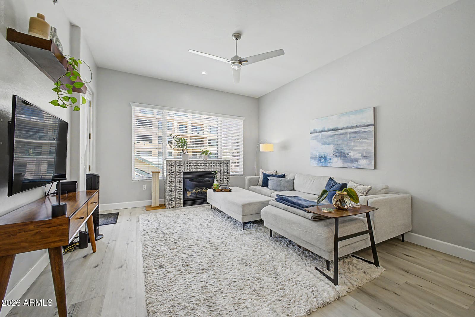 16 W ENCANTO Boulevard 303, Phoenix, AZ 85003