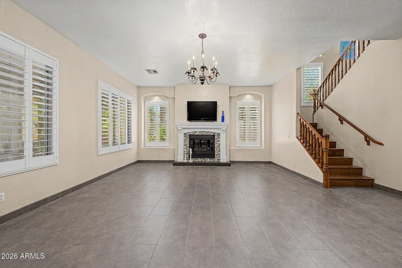 1412 N VINCENT Circle, Mesa, AZ 85207 — photo 9 of 80