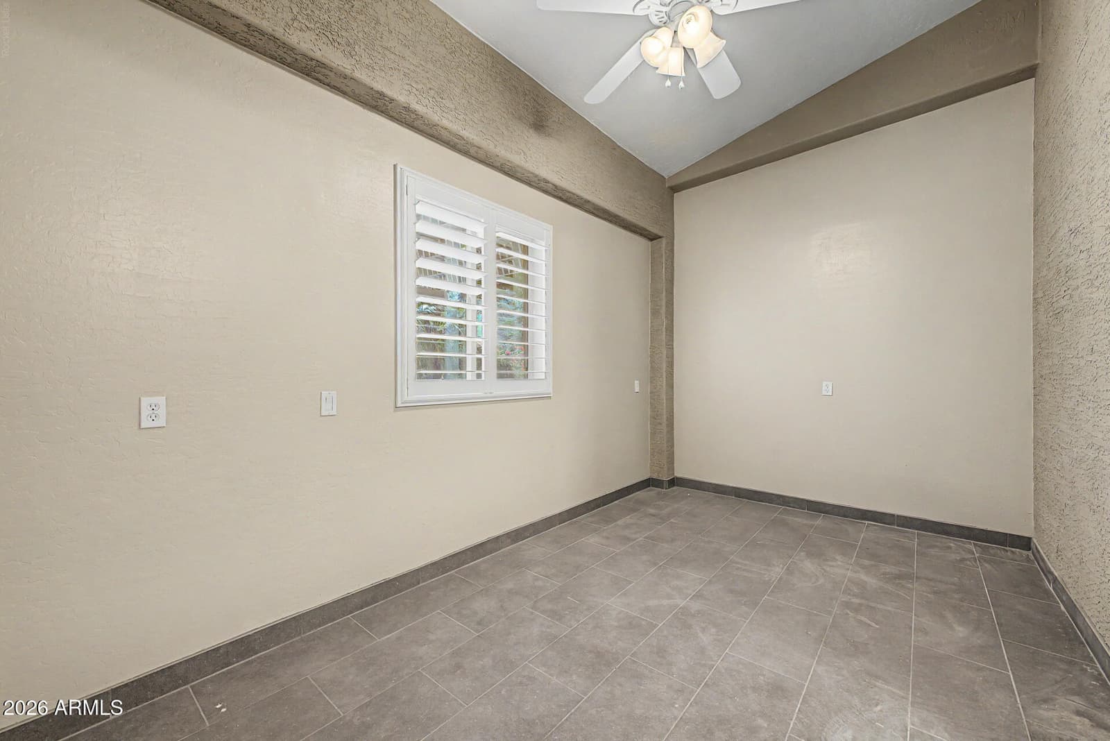 1412 N VINCENT Circle, Mesa, AZ 85207 — photo 32 of 80