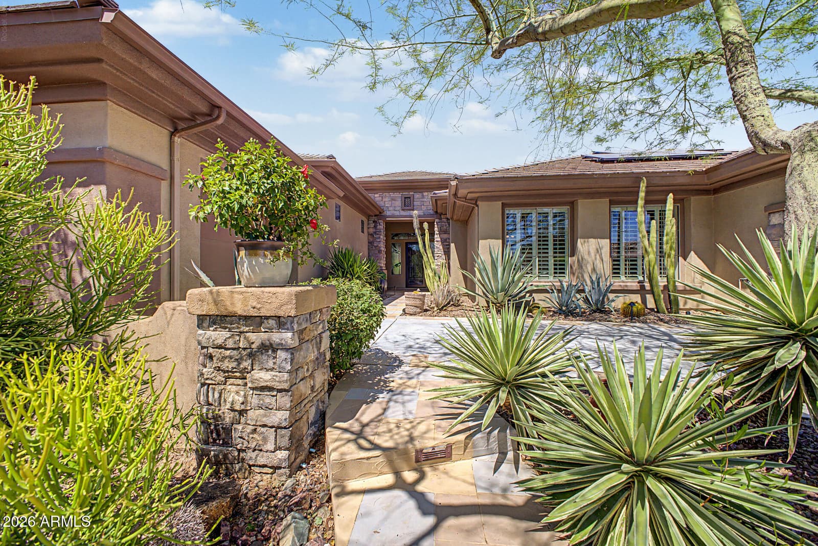 1807 W CAMARGO Court, Anthem, AZ 85086 — photo 2 of 37
