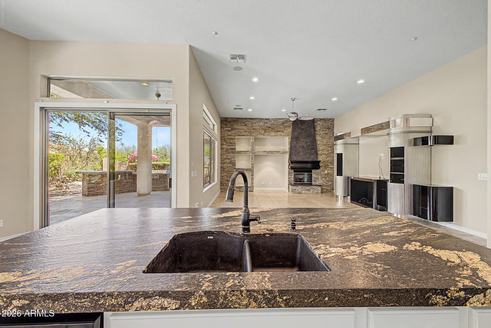 1807 W CAMARGO Court, Anthem, AZ 85086 — photo 16 of 37
