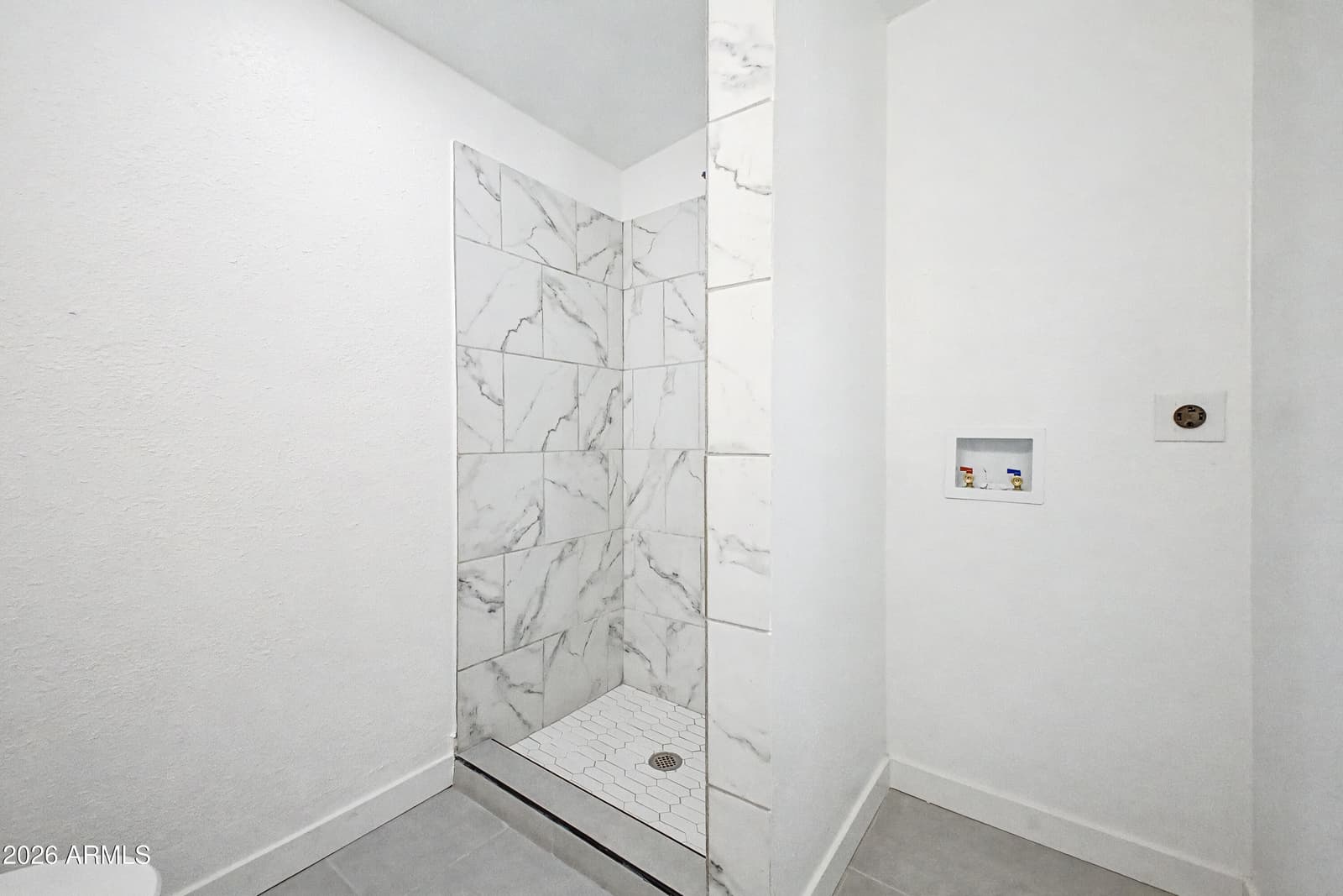2305 W MARYLAND Avenue, Phoenix, AZ 85015 — photo 27 of 30