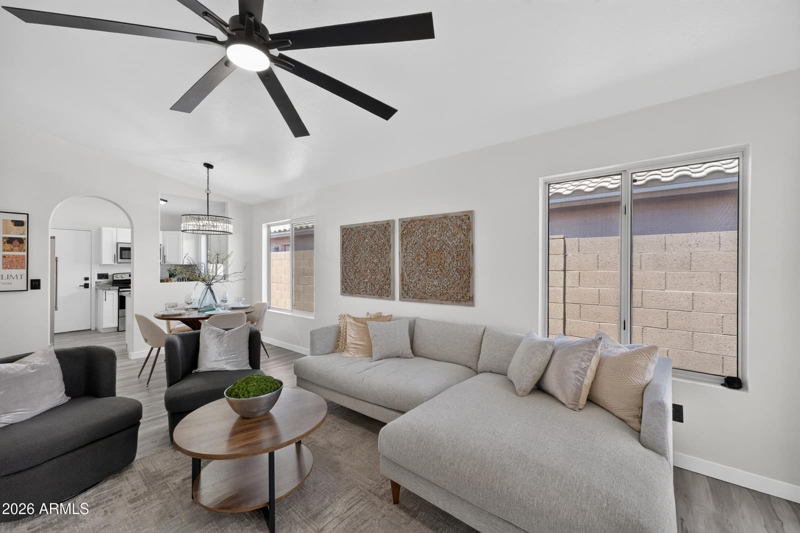 4834 W KERRY Lane, Glendale, AZ 85308 — photo 10 of 40