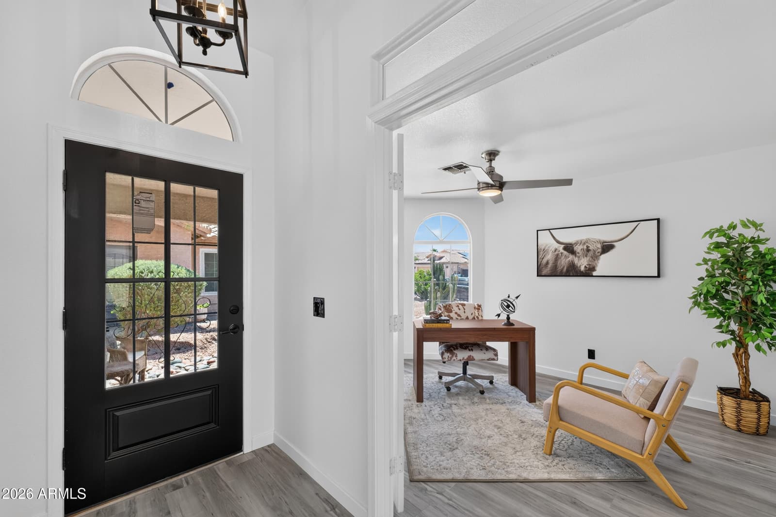 4834 W KERRY Lane, Glendale, AZ 85308 — photo 12 of 40