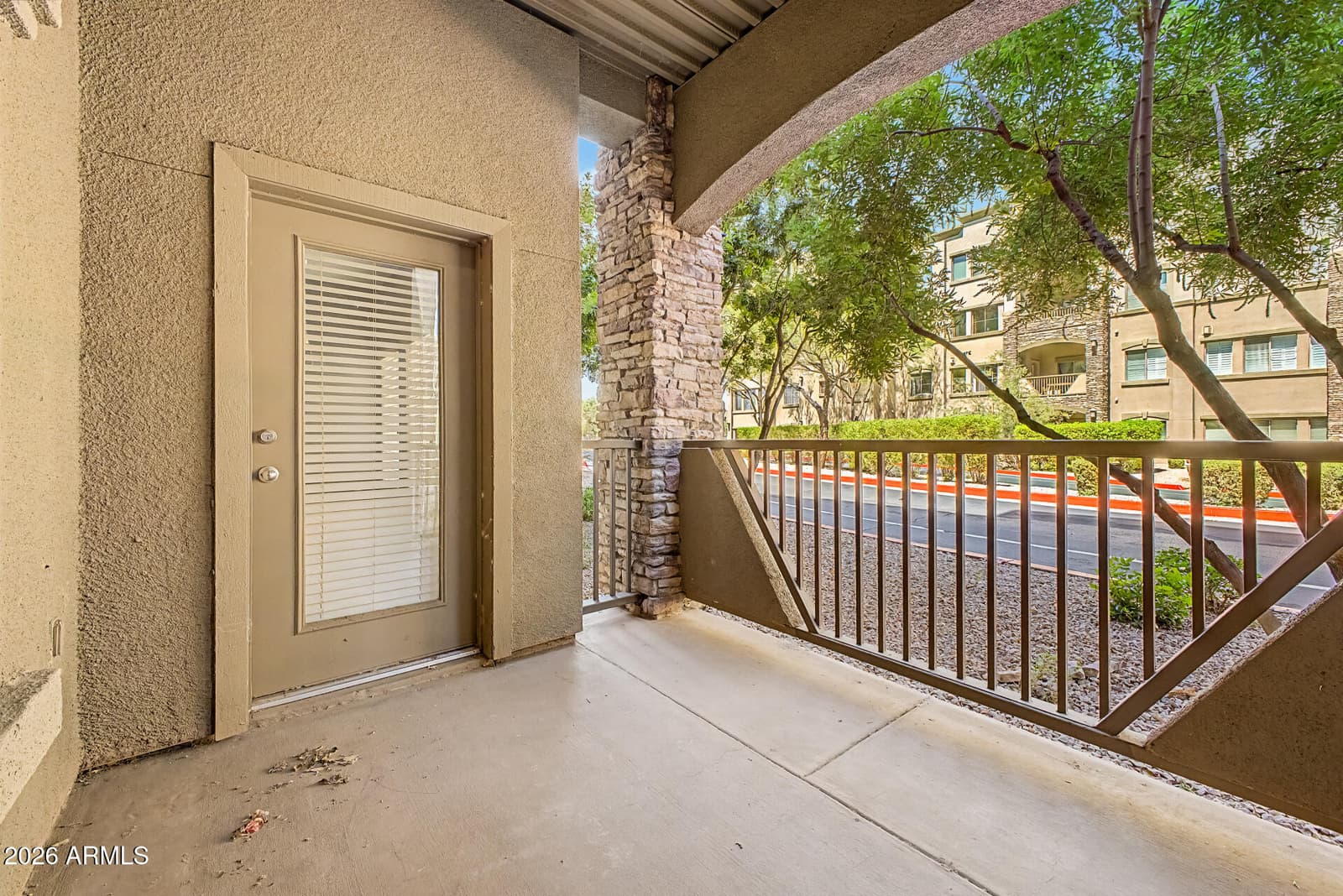 5450 E DEER VALLEY Drive 1006, Phoenix, AZ 85054 — photo 22 of 33