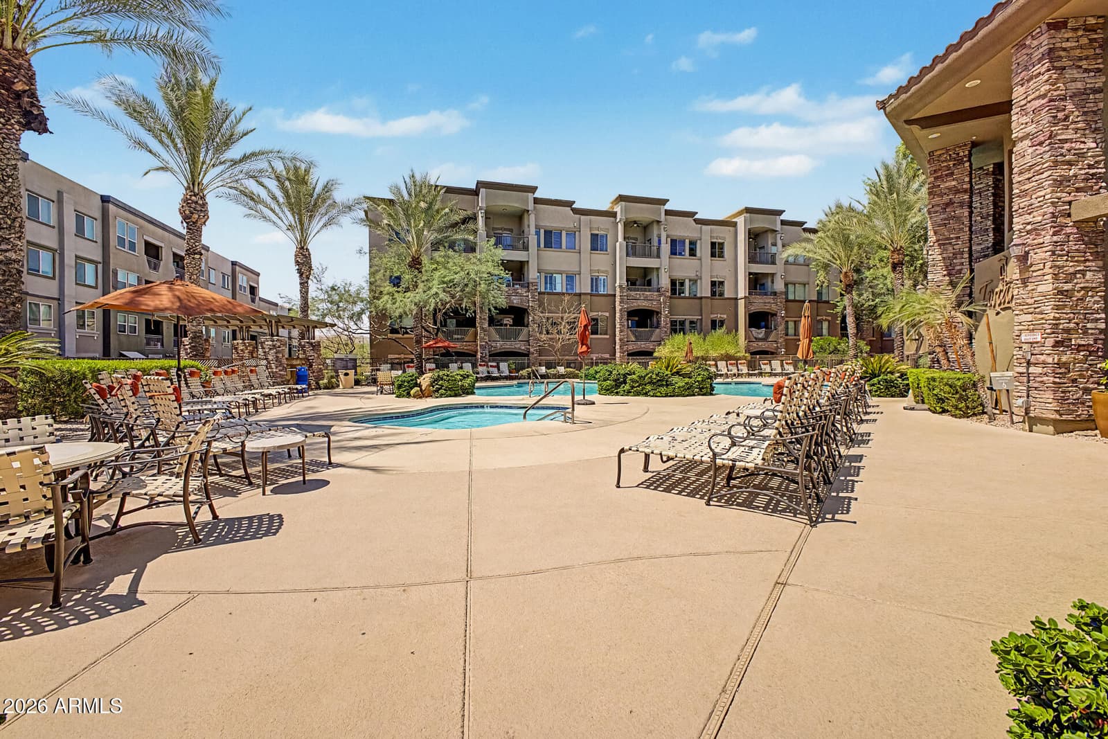 5450 E DEER VALLEY Drive 1006, Phoenix, AZ 85054 — photo 30 of 33