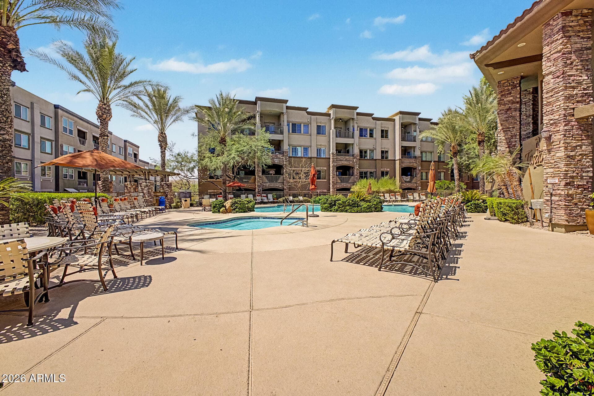 5450 E DEER VALLEY Drive 1006, Phoenix, AZ 85054 — photo 30 of 33