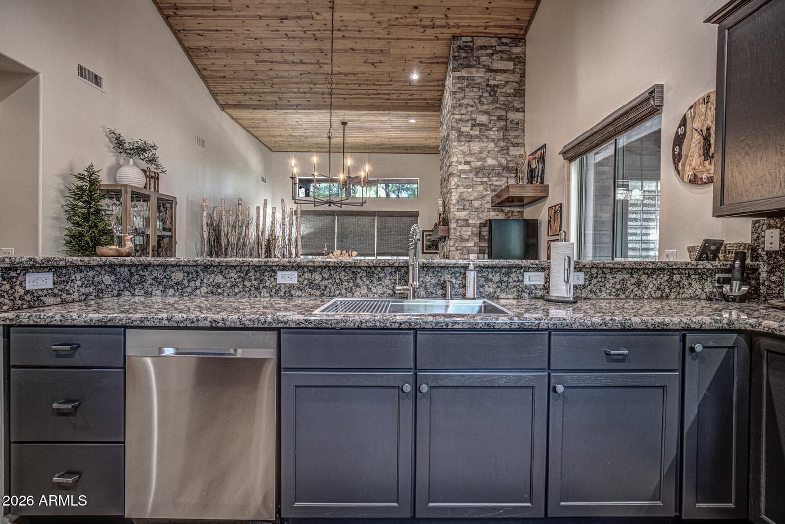406 N PINE ISLAND Drive, Payson, AZ 85541 — photo 7 of 38