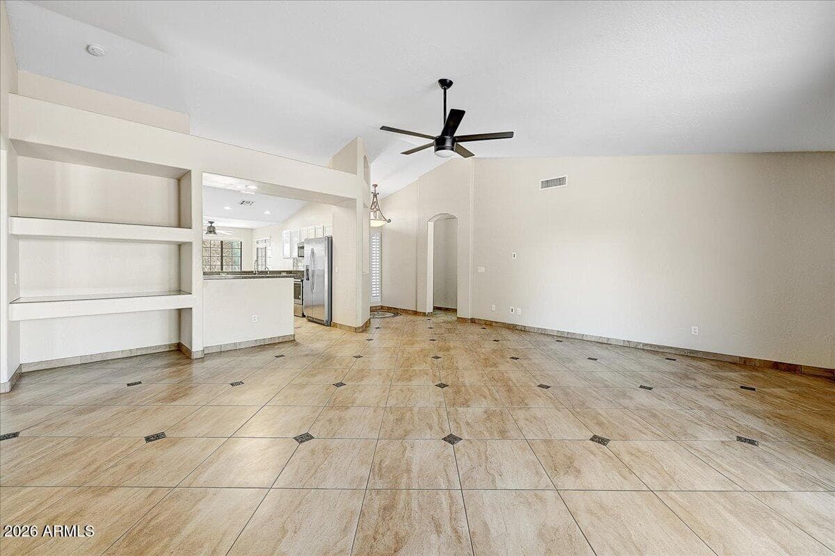 432 W SILVER CREEK Court, Gilbert, AZ 85233 — photo 5 of 25