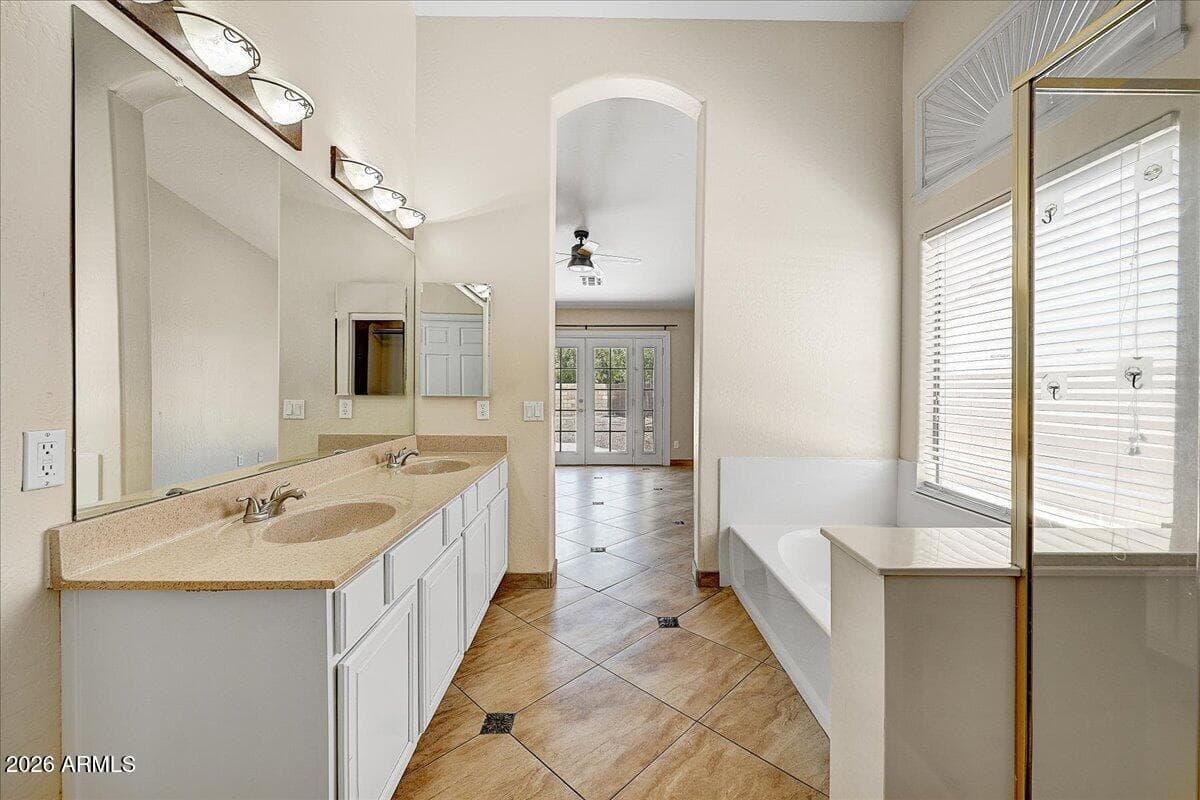 432 W SILVER CREEK Court, Gilbert, AZ 85233 — photo 17 of 25