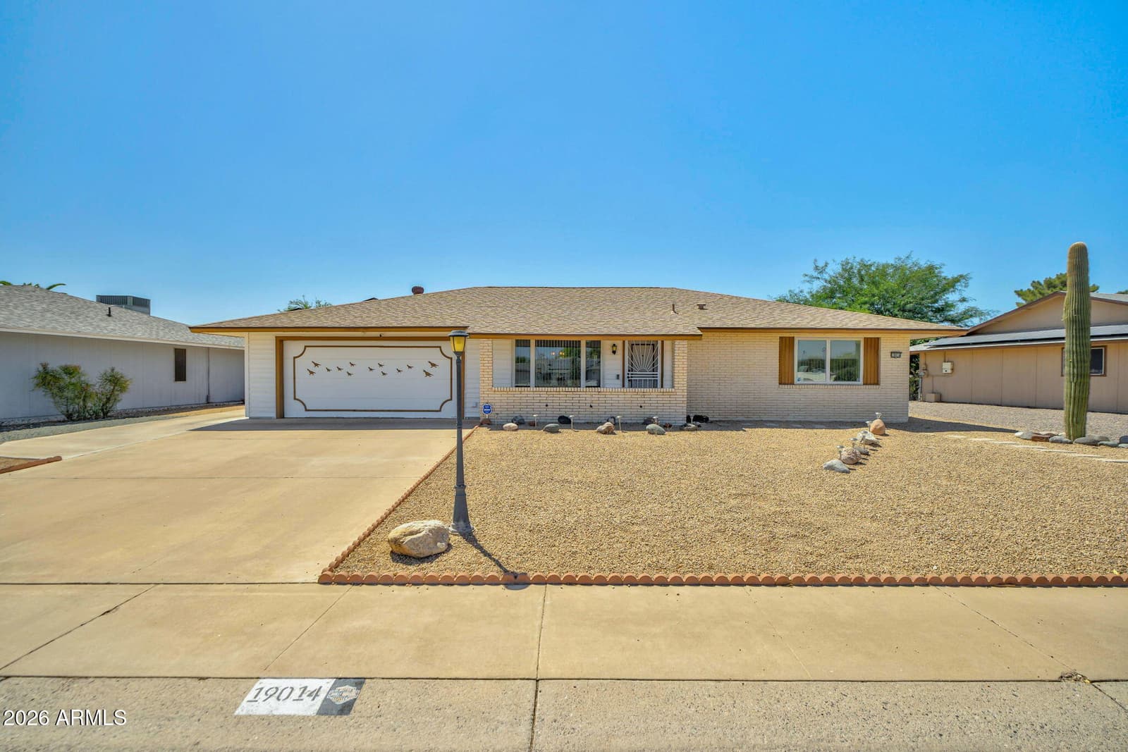 19014 N 99TH Drive, Sun City, AZ 85373 — photo 1 of 38