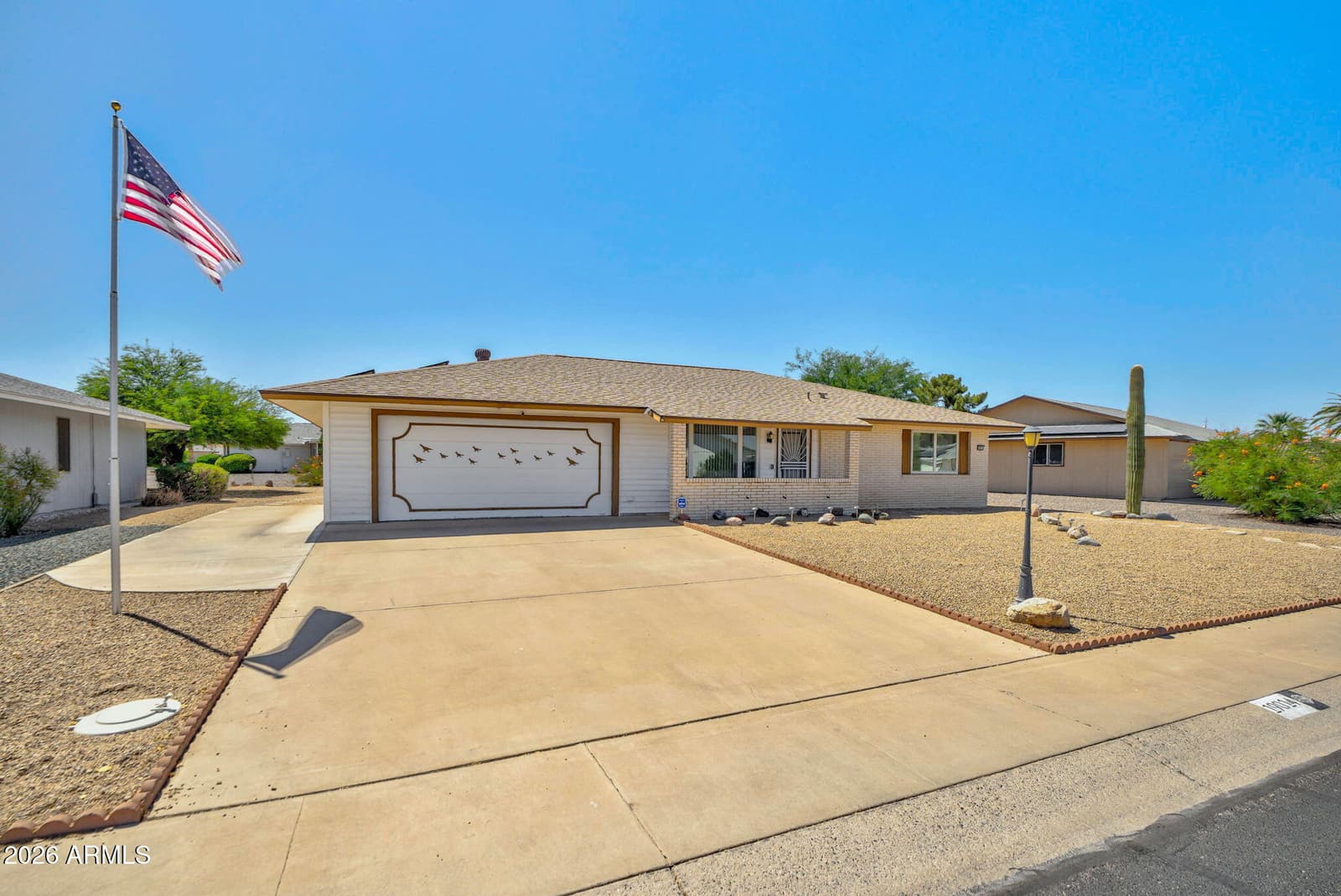 19014 N 99TH Drive, Sun City, AZ 85373 — photo 3 of 38