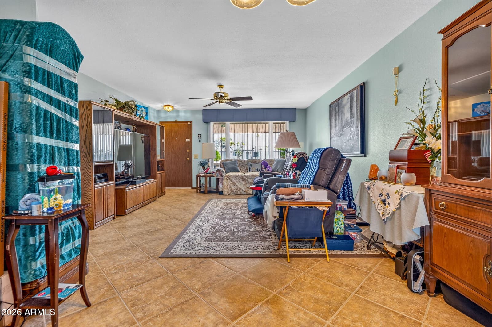 19014 N 99TH Drive, Sun City, AZ 85373 — photo 6 of 38