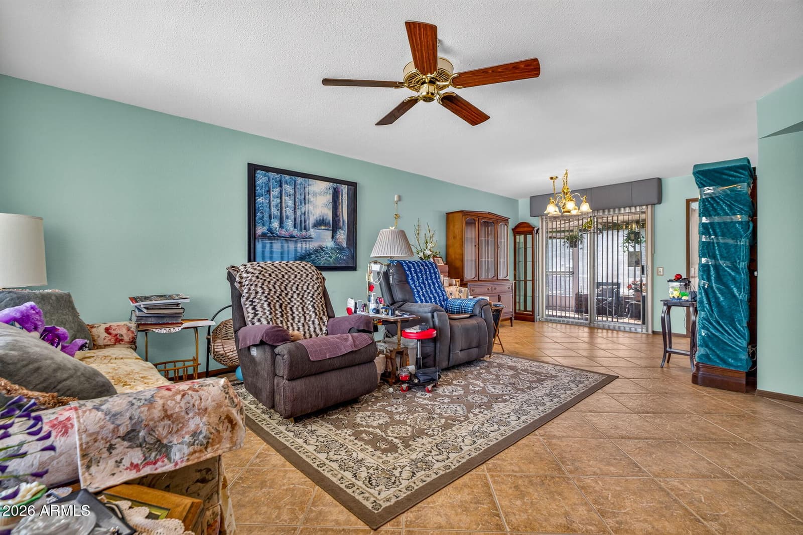 19014 N 99TH Drive, Sun City, AZ 85373 — photo 8 of 38