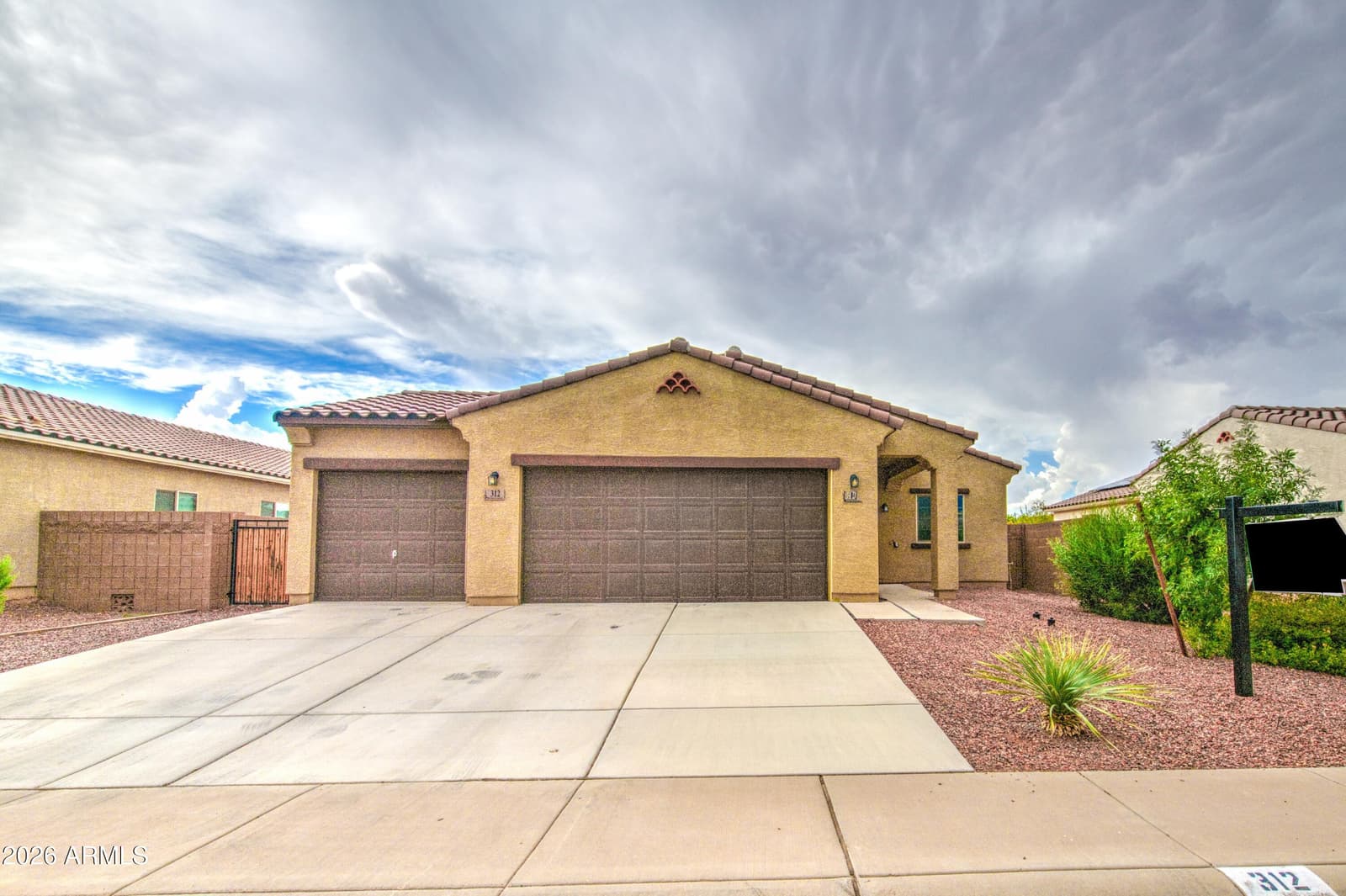 312 E RIO Place, Casa Grande, AZ 85122 — photo 1 of 21