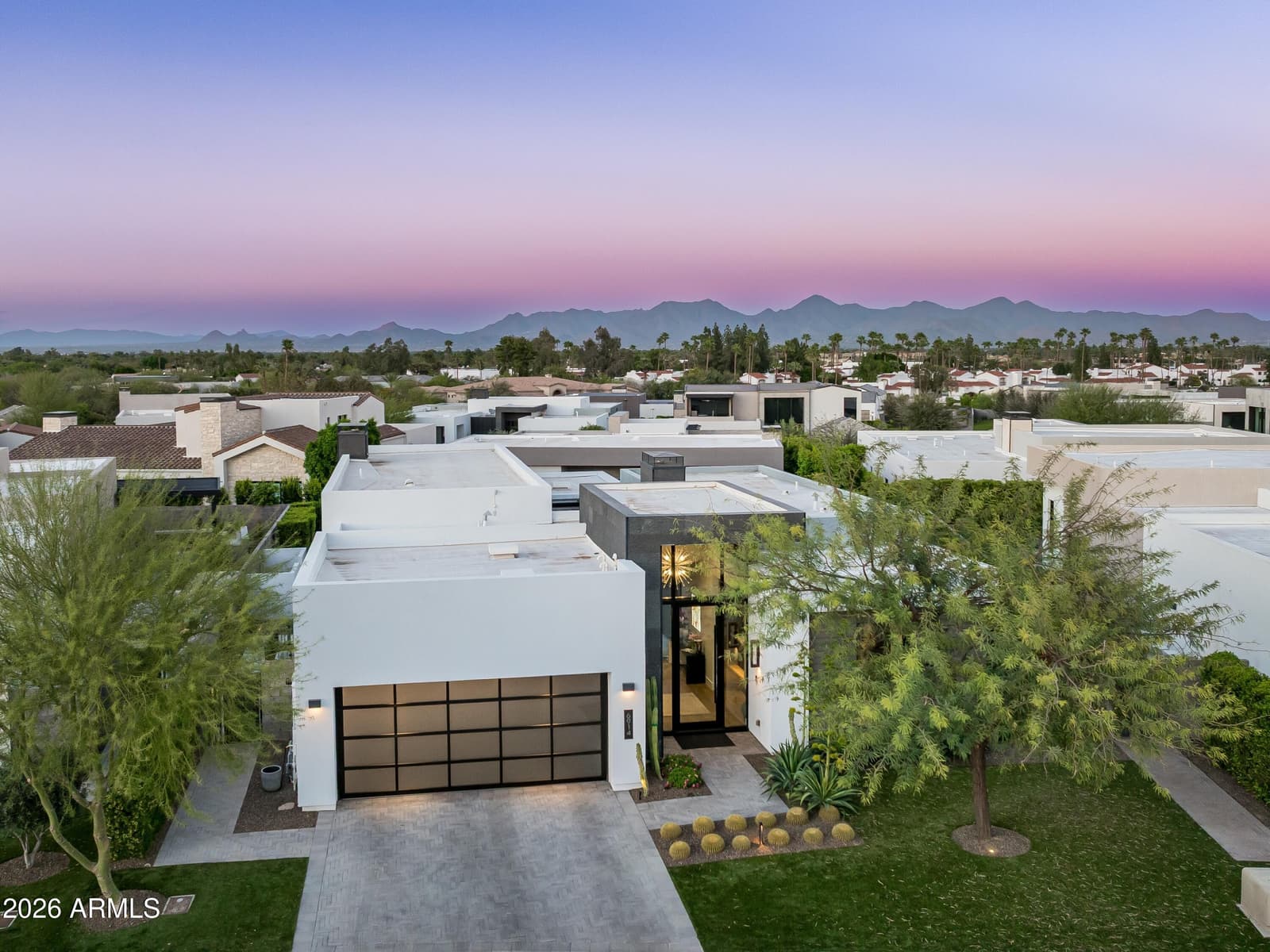 6914 E CACTUS WREN Road, Paradise Valley, AZ 85253 — photo 1 of 38