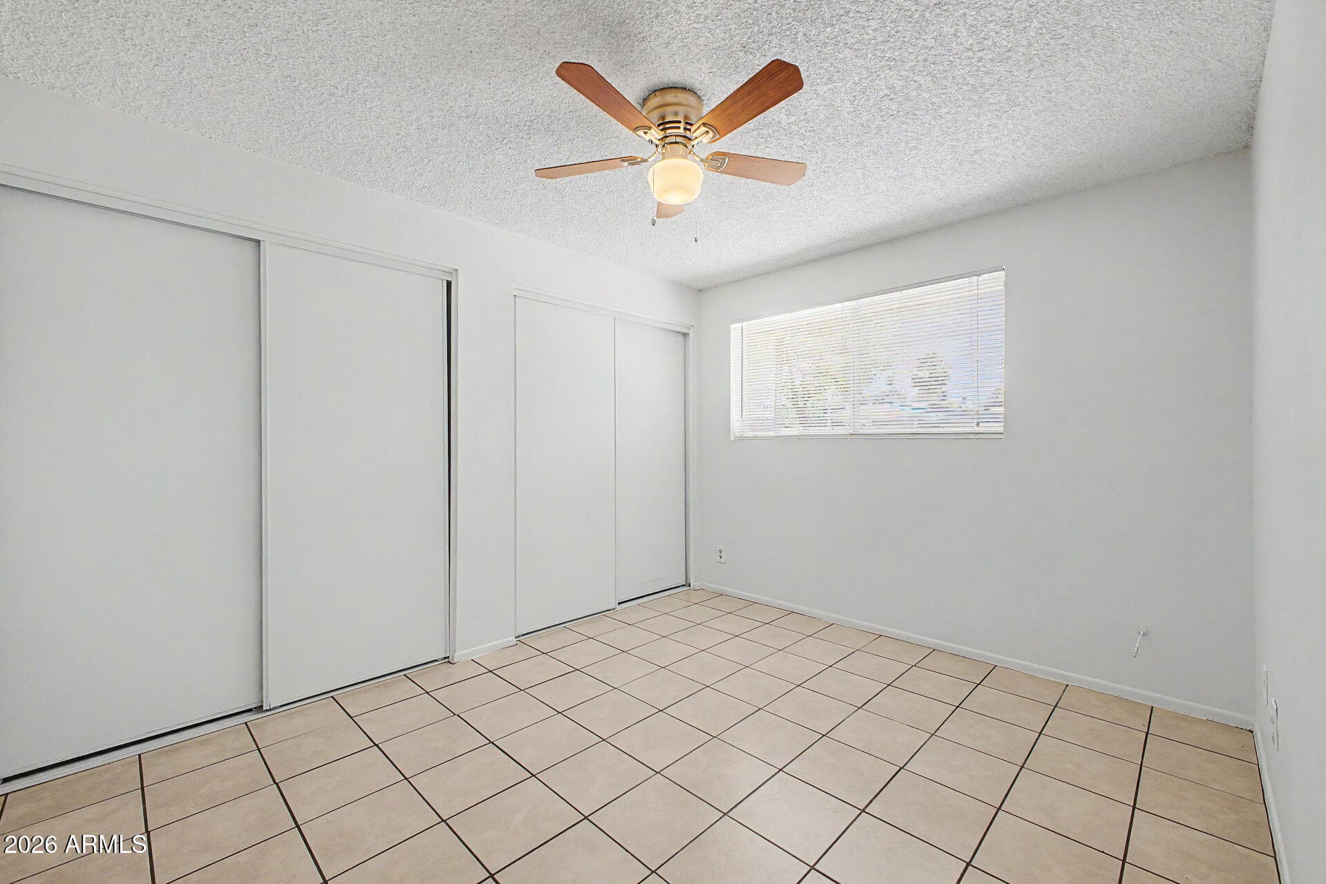 3235 W COUNTRY GABLES Drive, Phoenix, AZ 85053 — photo 12 of 21